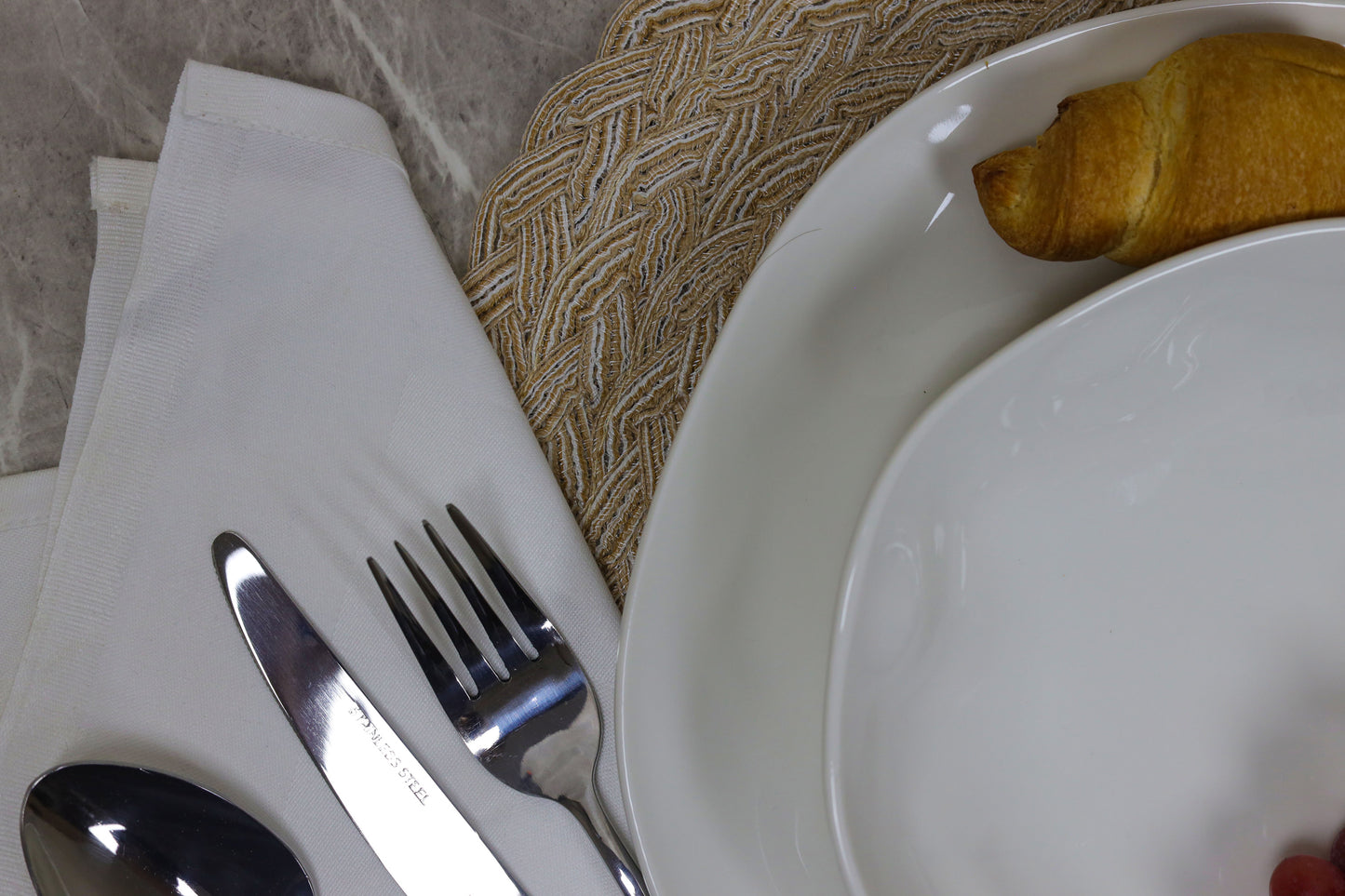 WHITE TERRA 24 pcs dinner set