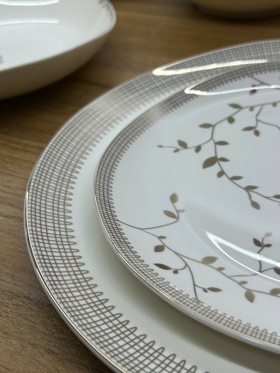 QUEEN CHARM dinner set 30 pcs