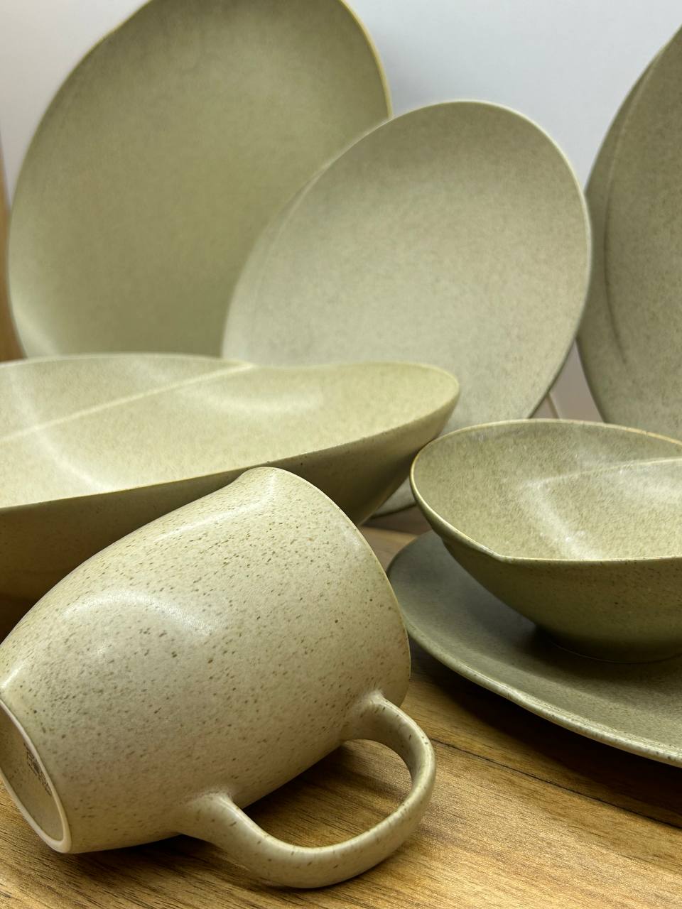 GEO dinner set 46 pcs