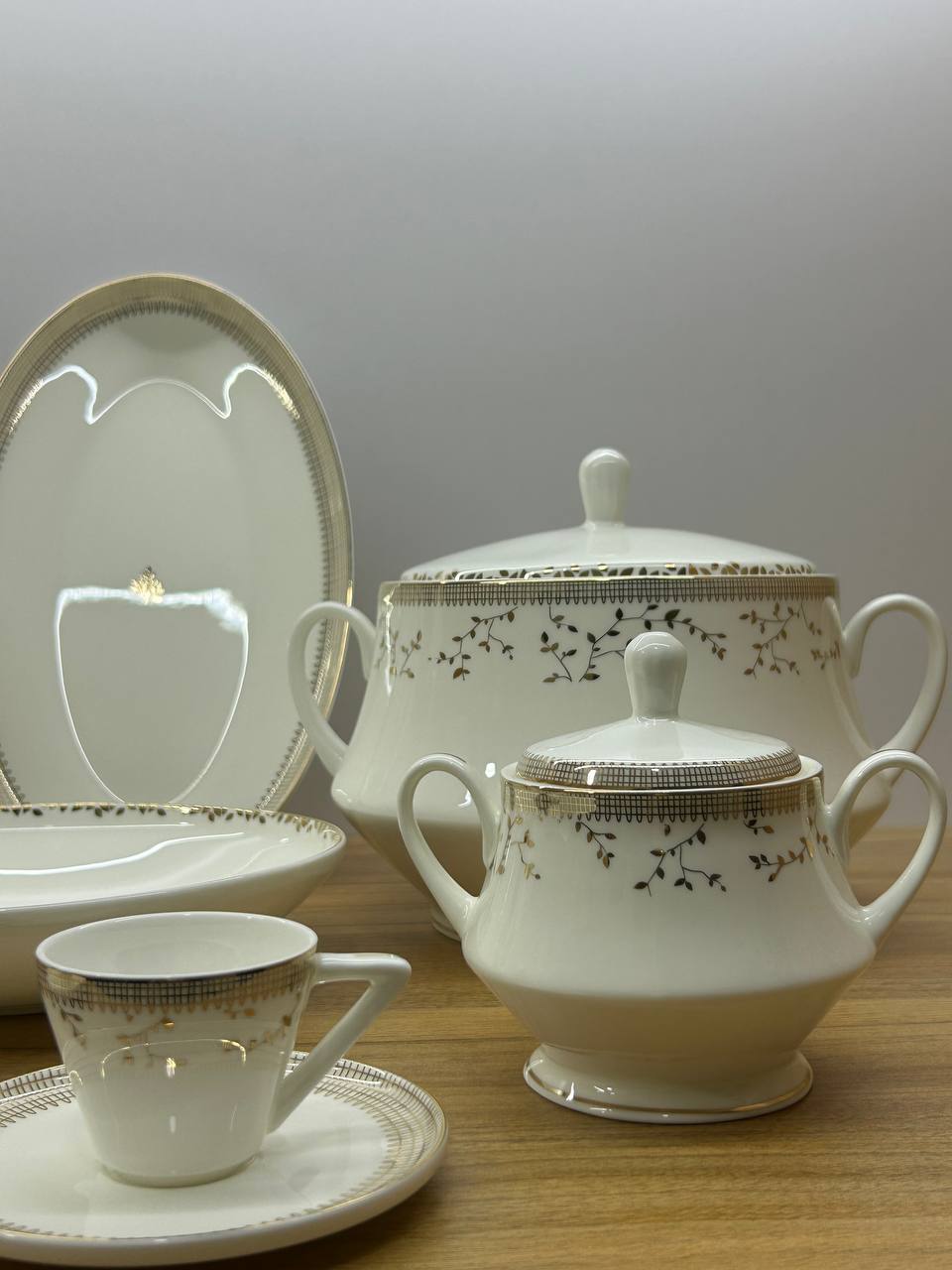 QUEEN CHARM dinner set 60 pcs