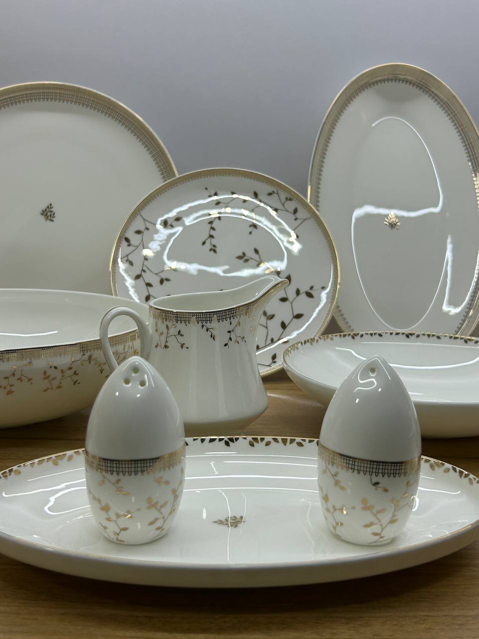 QUEEN CHARM dinner set 60 pcs
