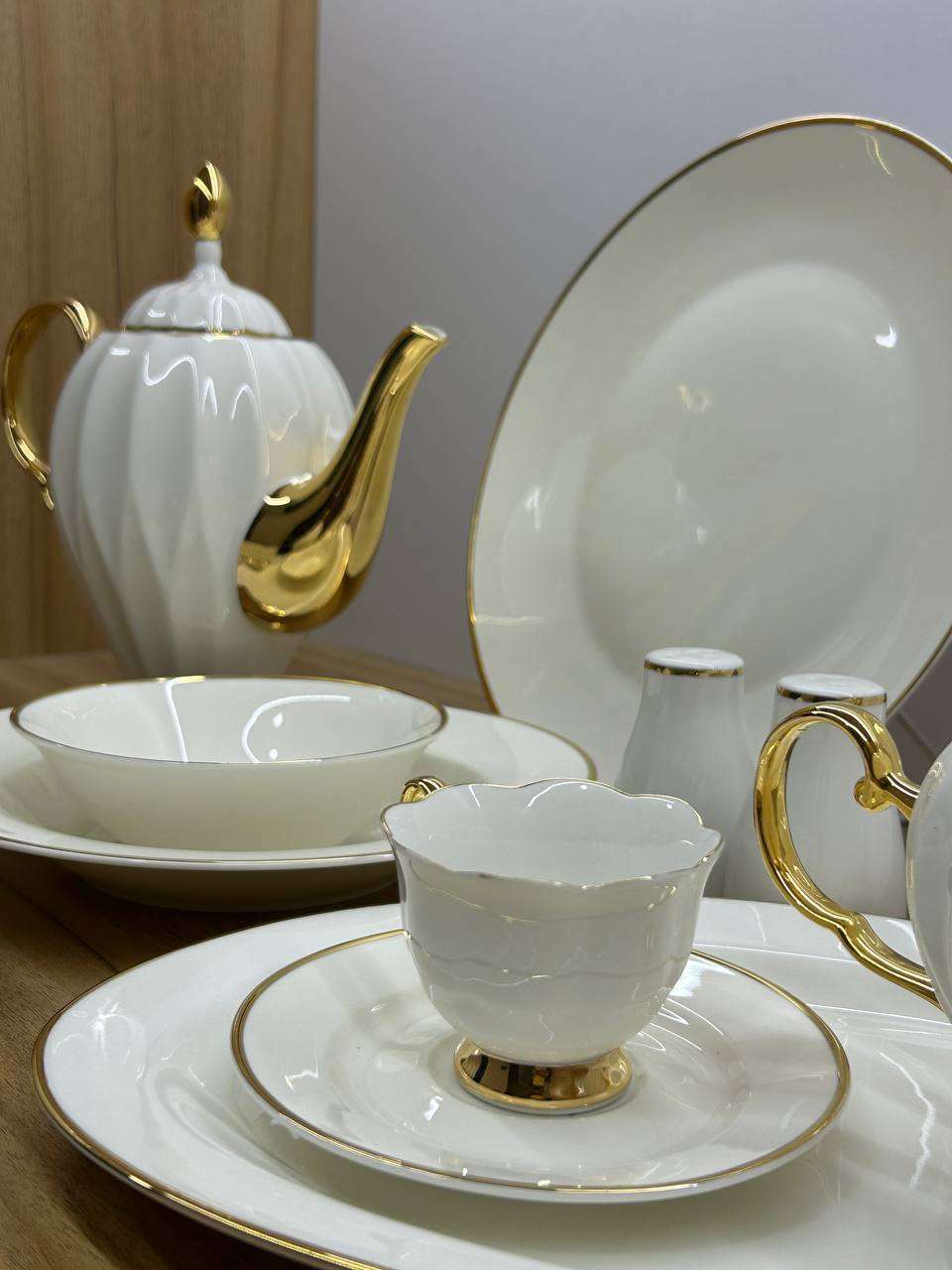 ROYAL CHARM dinner set 60 pcs