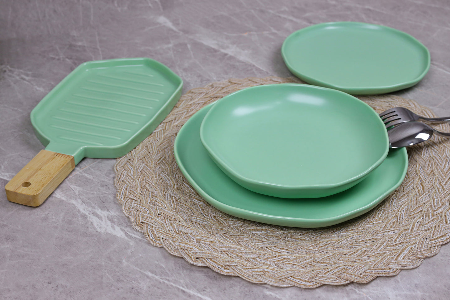 GREEN SHINY MAT dinner set 32 pcs