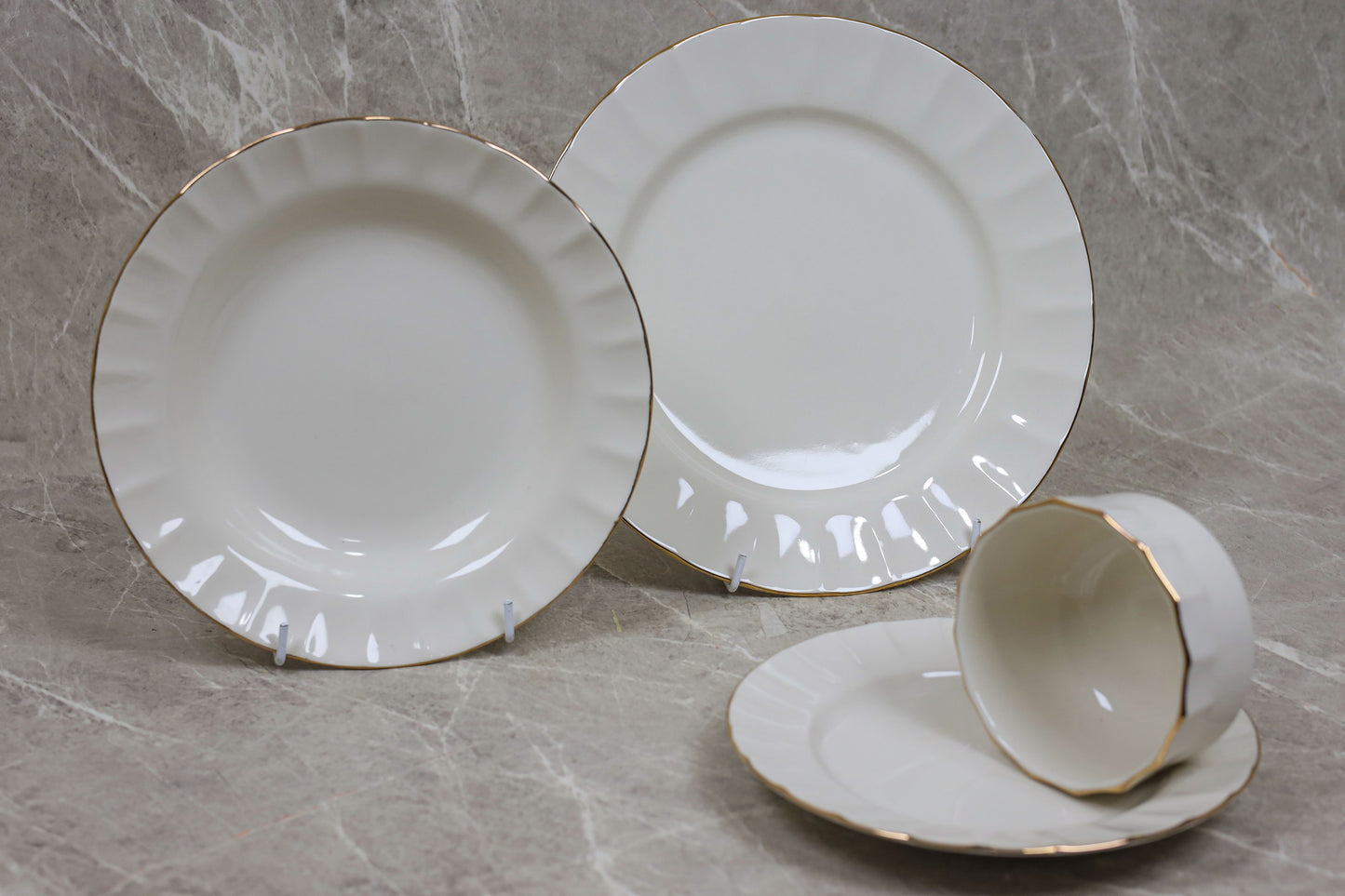 CLASSIC WHITE dinner set 24 pcs