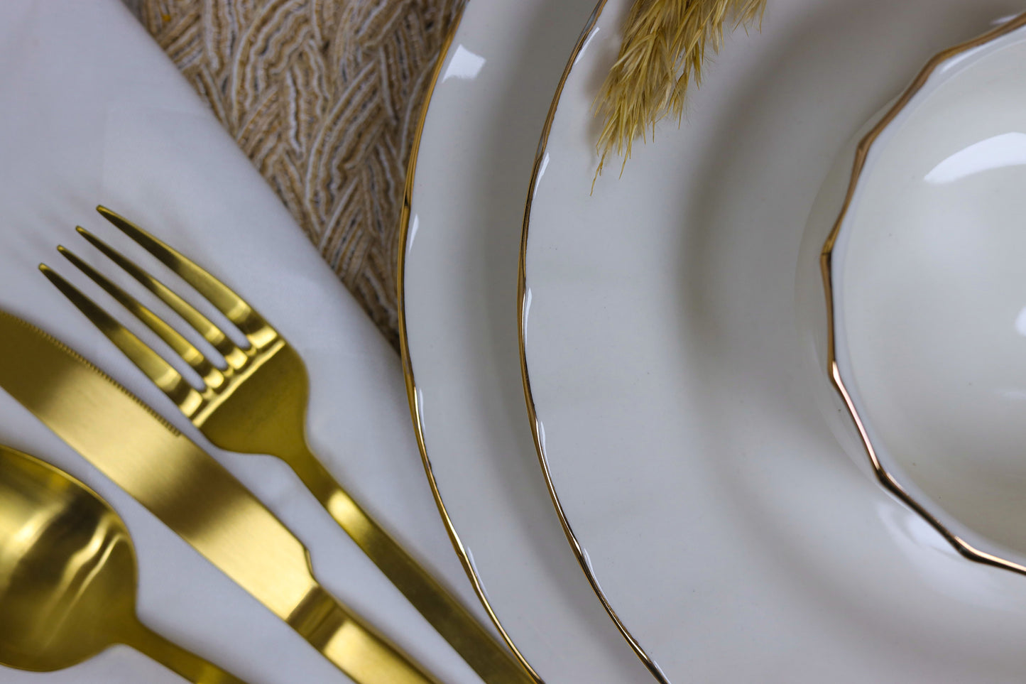 CLASSIC WHITE dinner set 24 pcs
