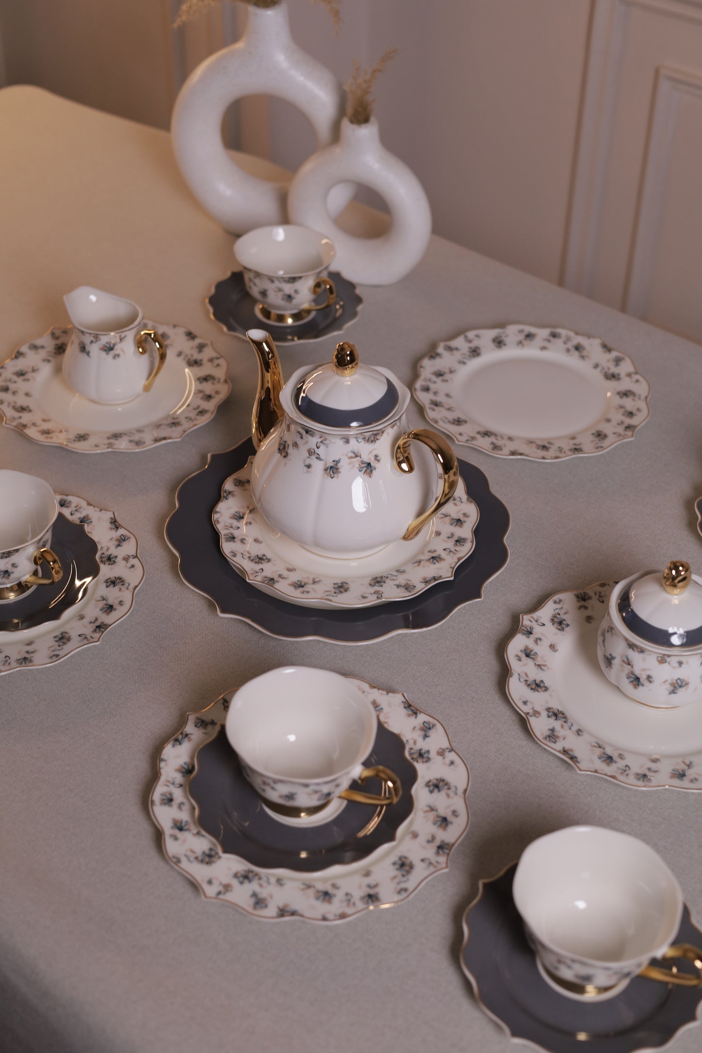 EARL GREY Tea and Gateau Set 24 pcs