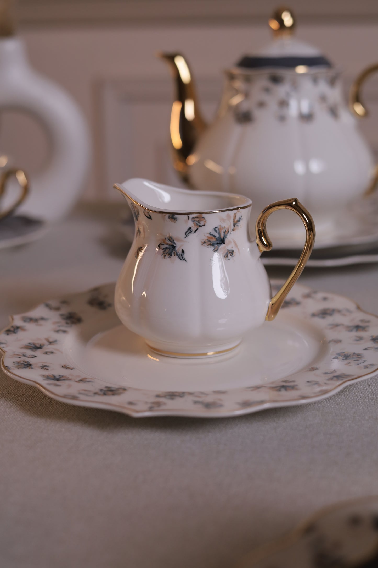 EARL GREY Tea and Gateau Set 24 pcs
