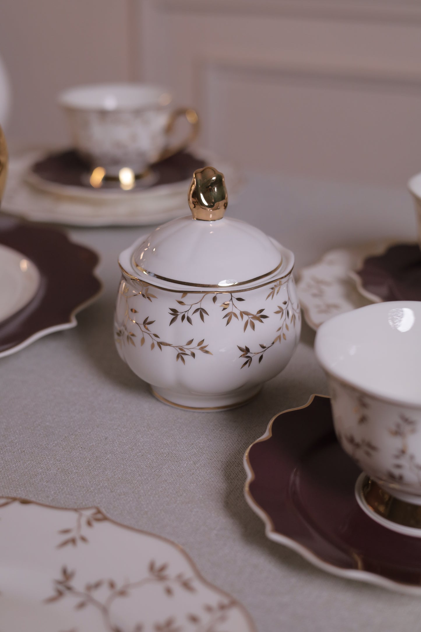 OOLONG Tea and Gateau Set 24 pcs