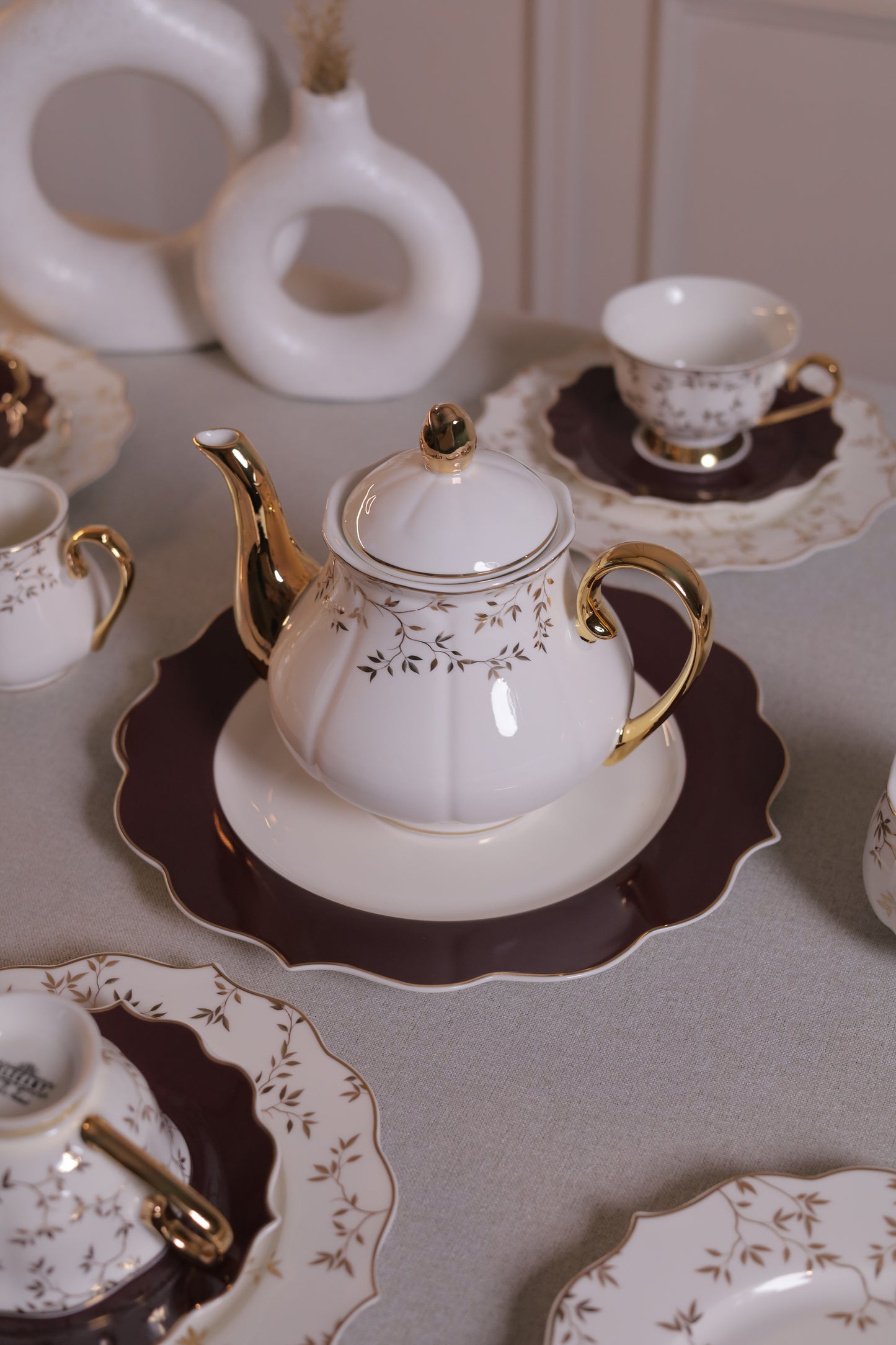 OOLONG Tea and Gateau Set 24 pcs