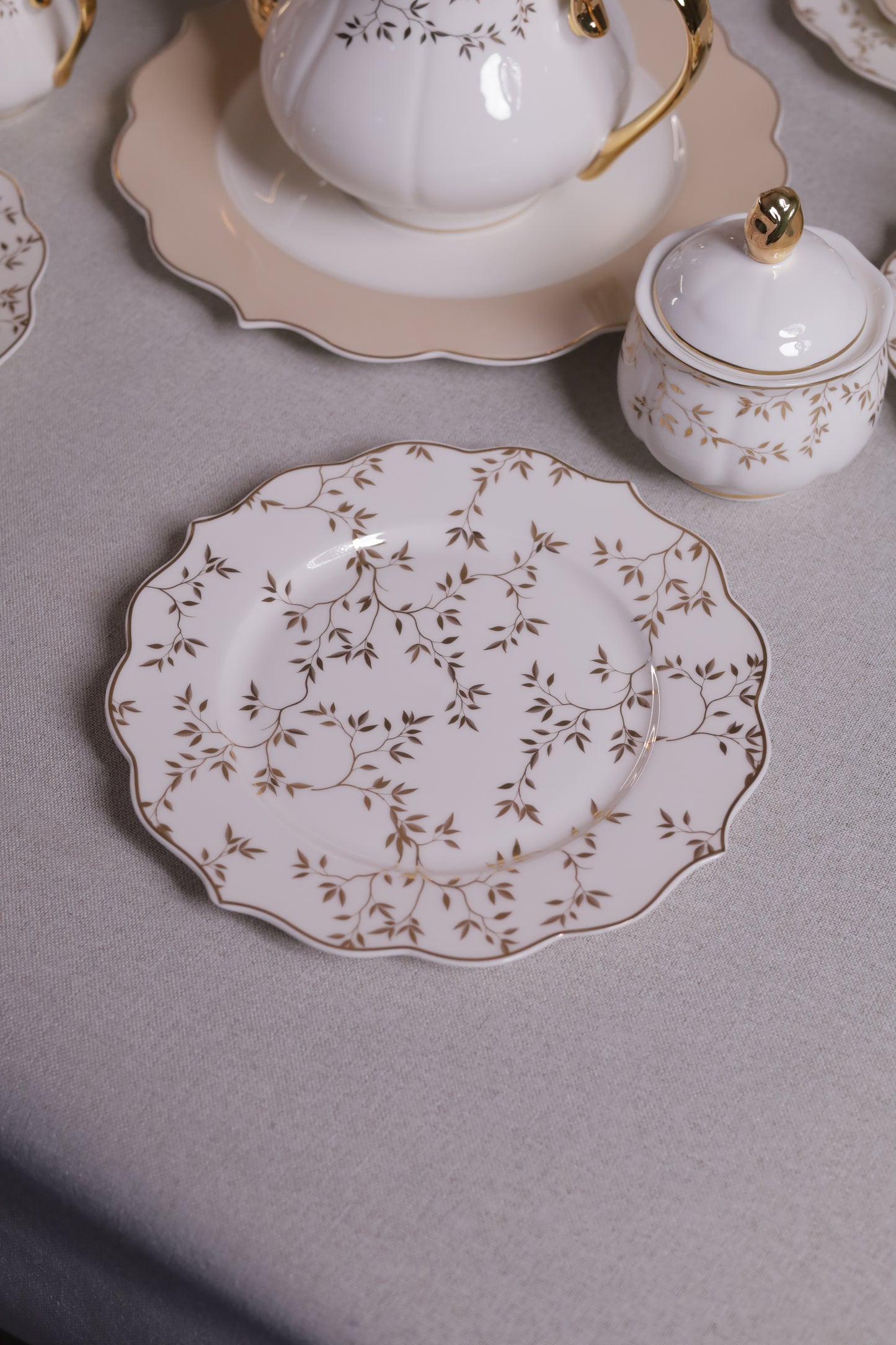 LEMONGRASS Tea and Gateau Set 24 pcs