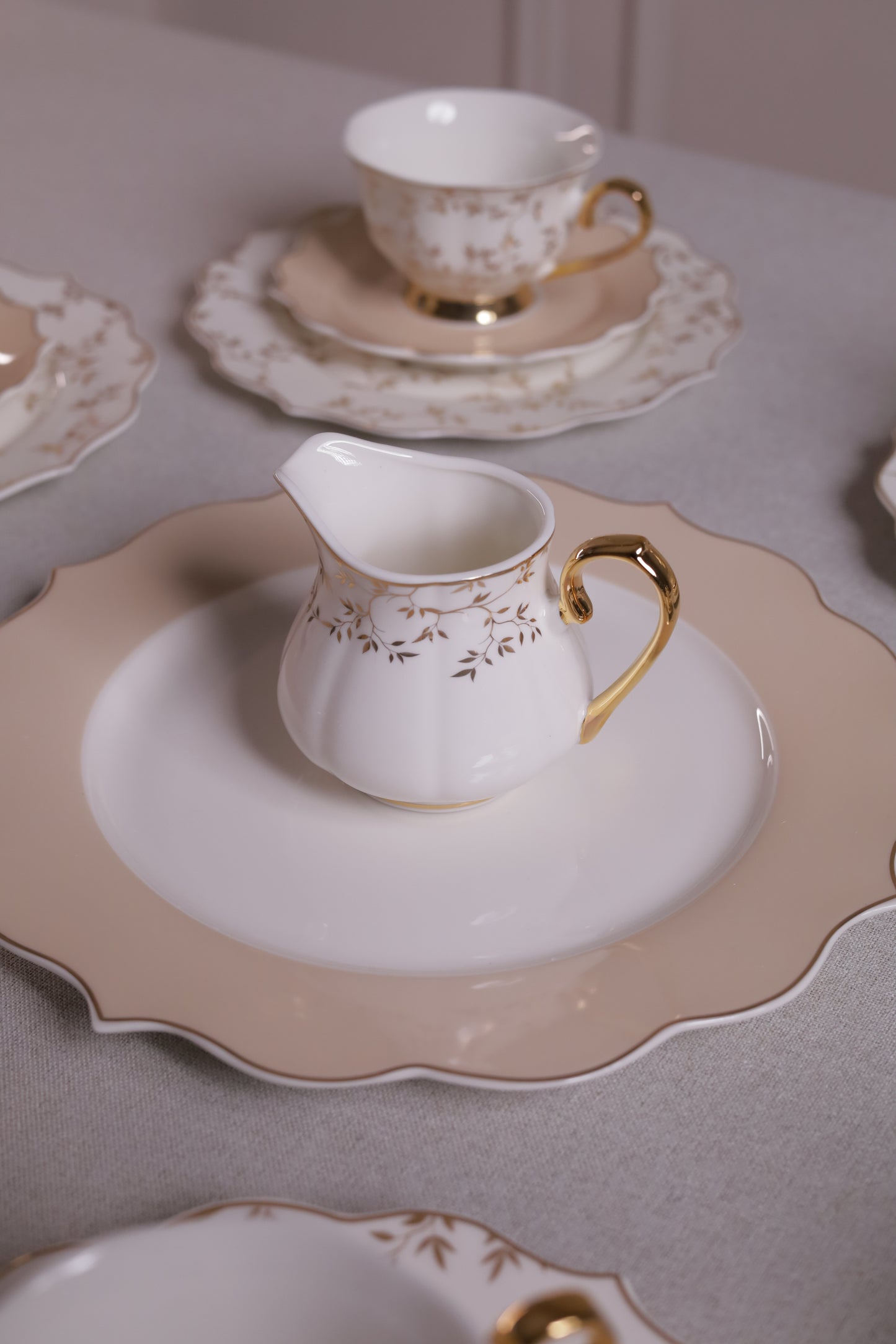 LEMONGRASS Tea and Gateau Set 24 pcs