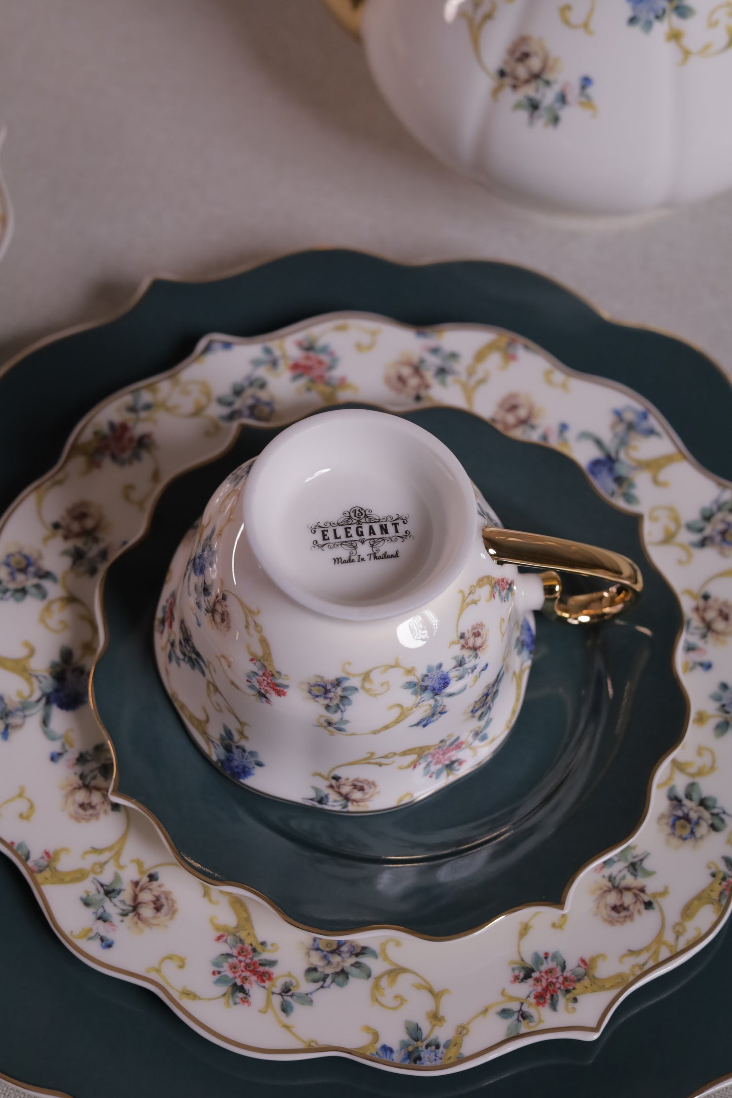BUTTERFLY Tea and Gateau Set 24 pcs