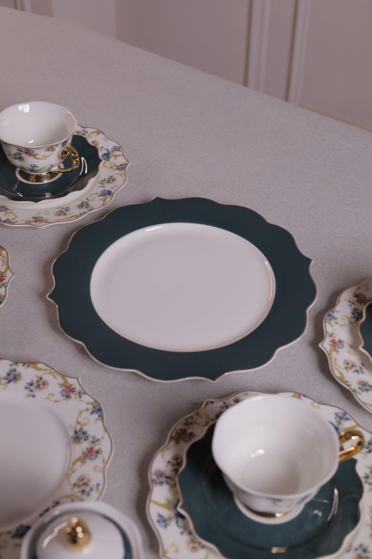 BUTTERFLY Tea and Gateau Set 24 pcs