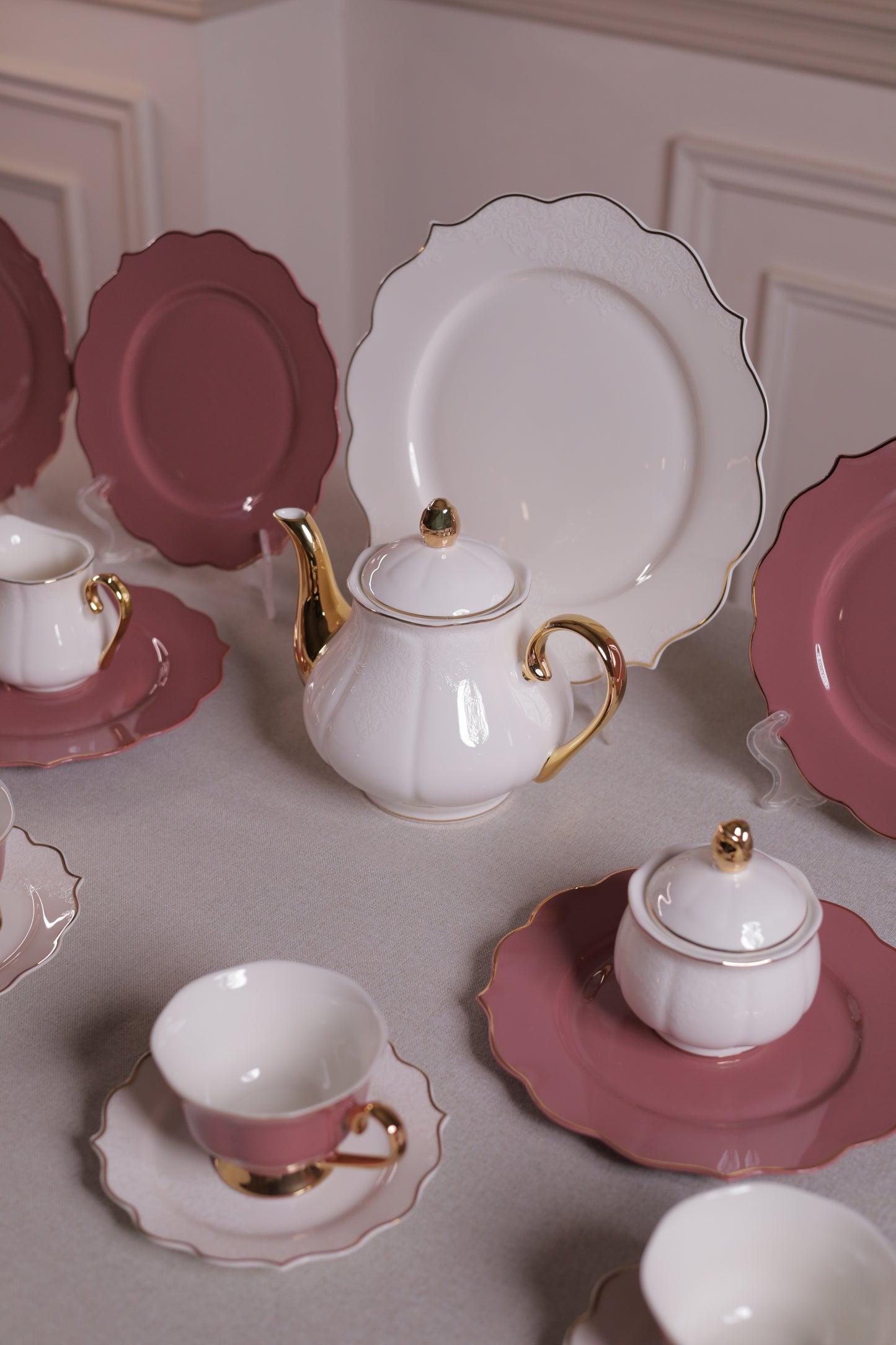 ROSE Tea and Gateau Set 24 pcs
