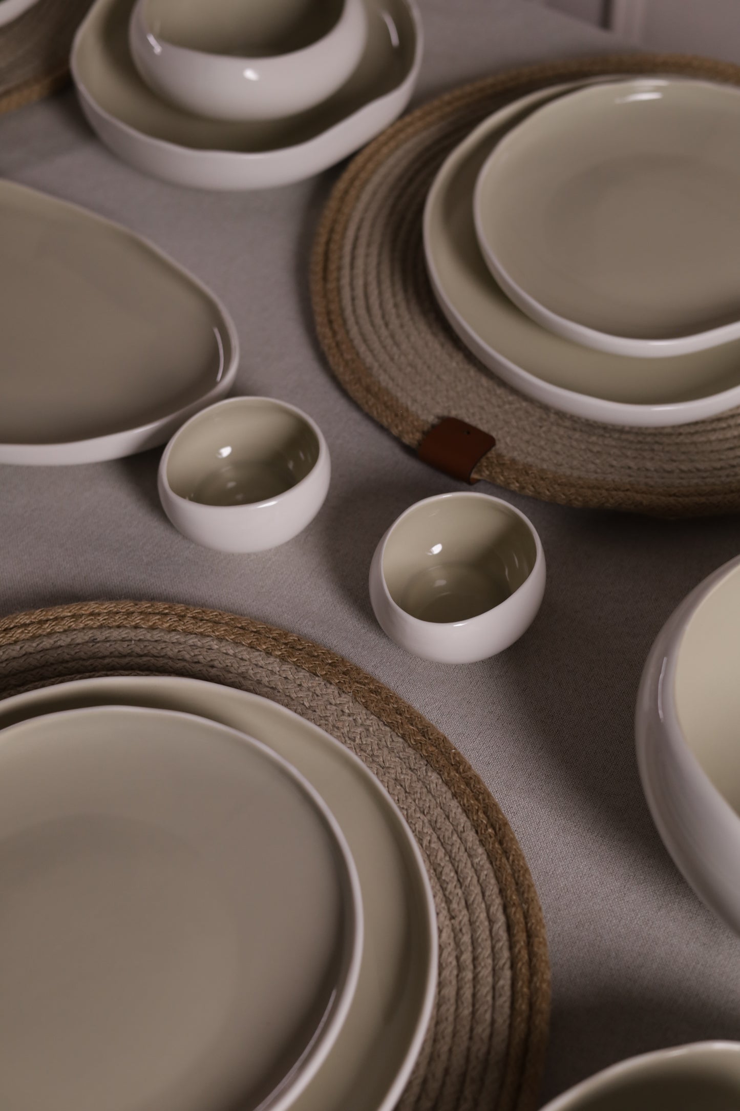 CREAMY ORBIT dinner set 30 pcs