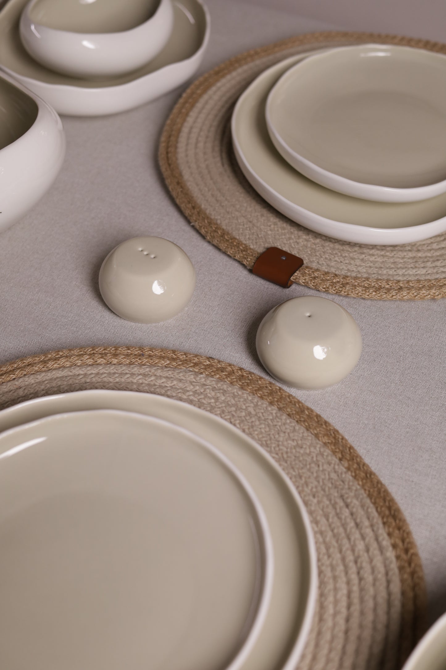 CREAMY ORBIT dinner set 30 pcs