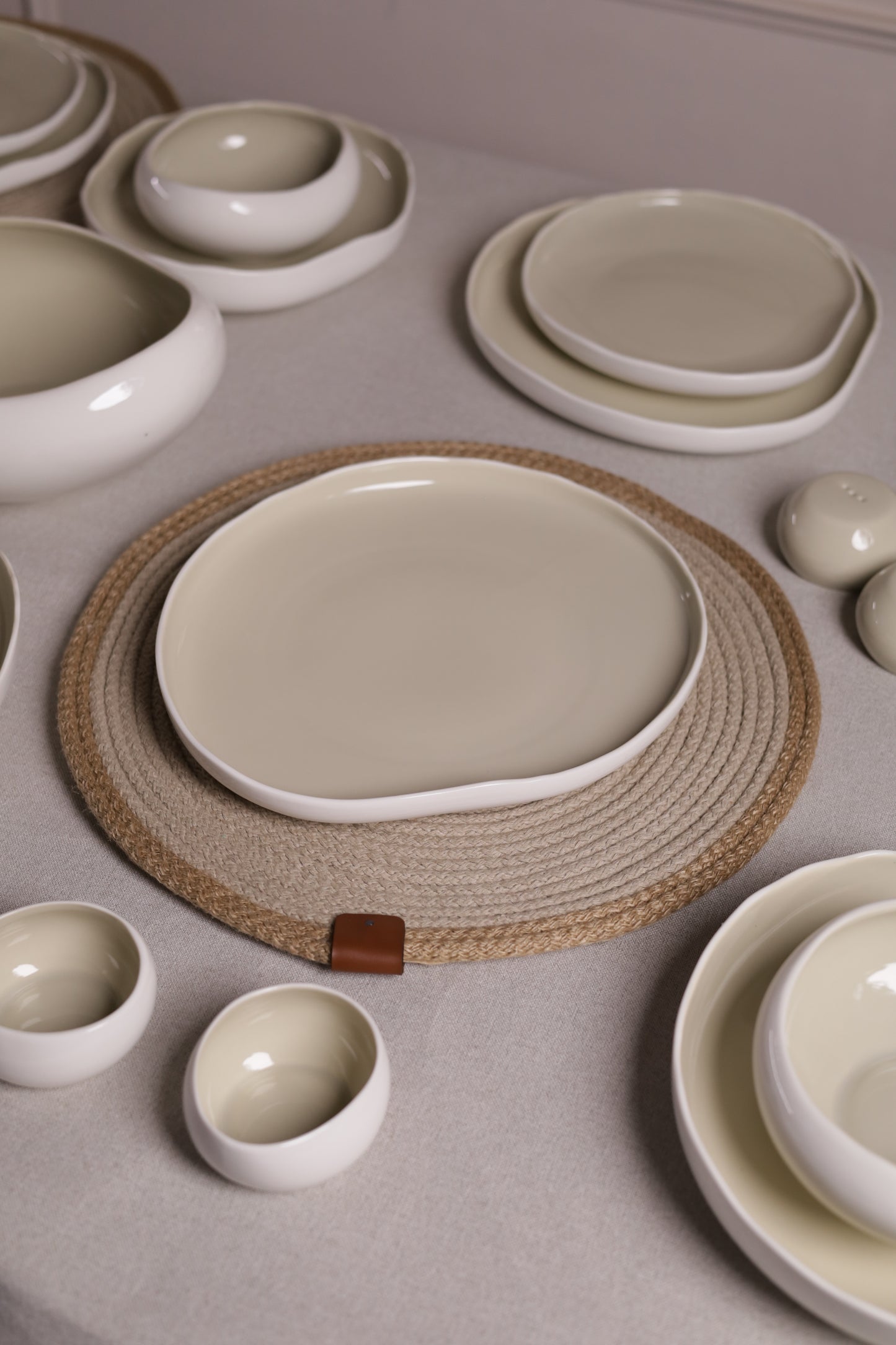 CREAMY ORBIT dinner set 30 pcs